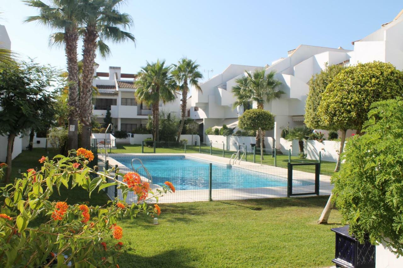 Apartamento En Urbanizacion Hacienda Golf Islantilla Isla Cristina Eksteriør billede