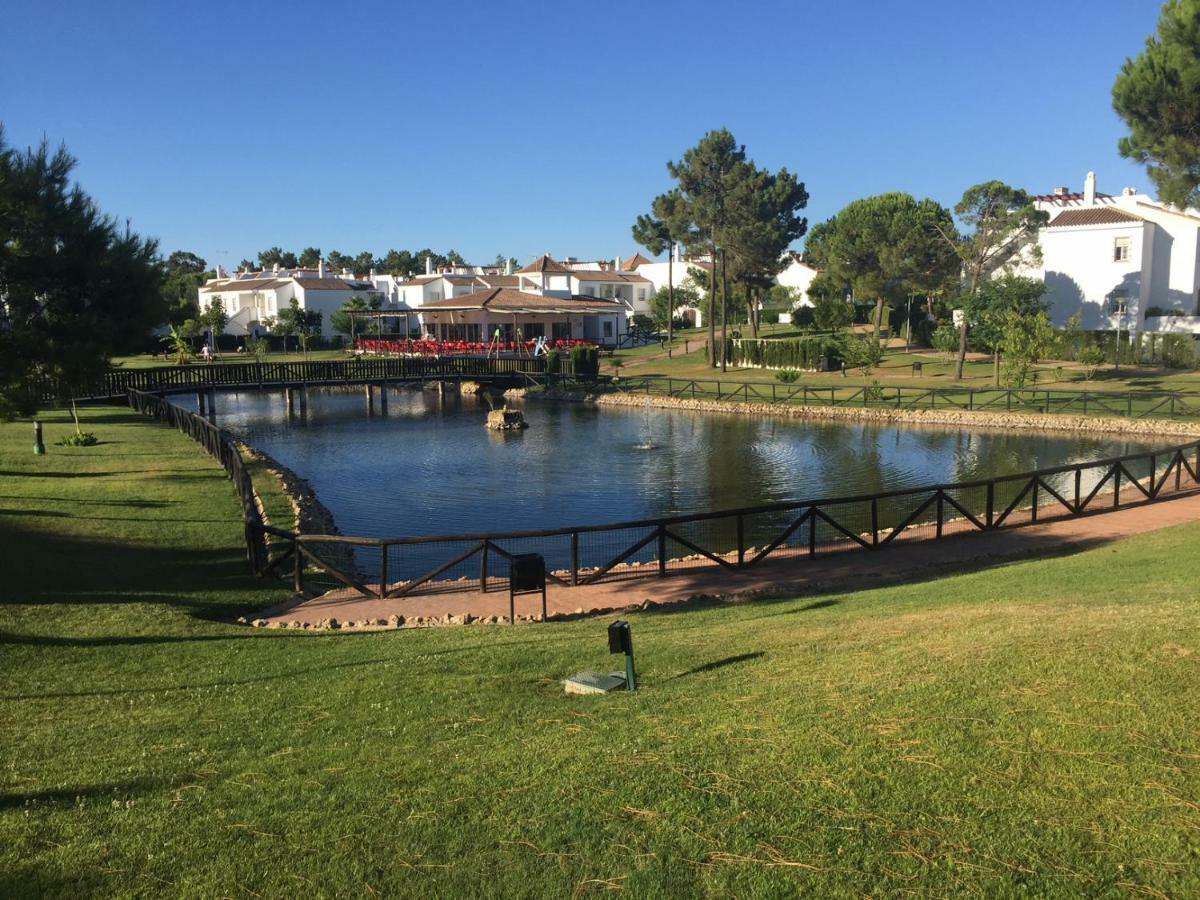 Apartamento En Urbanizacion Hacienda Golf Islantilla Isla Cristina Eksteriør billede