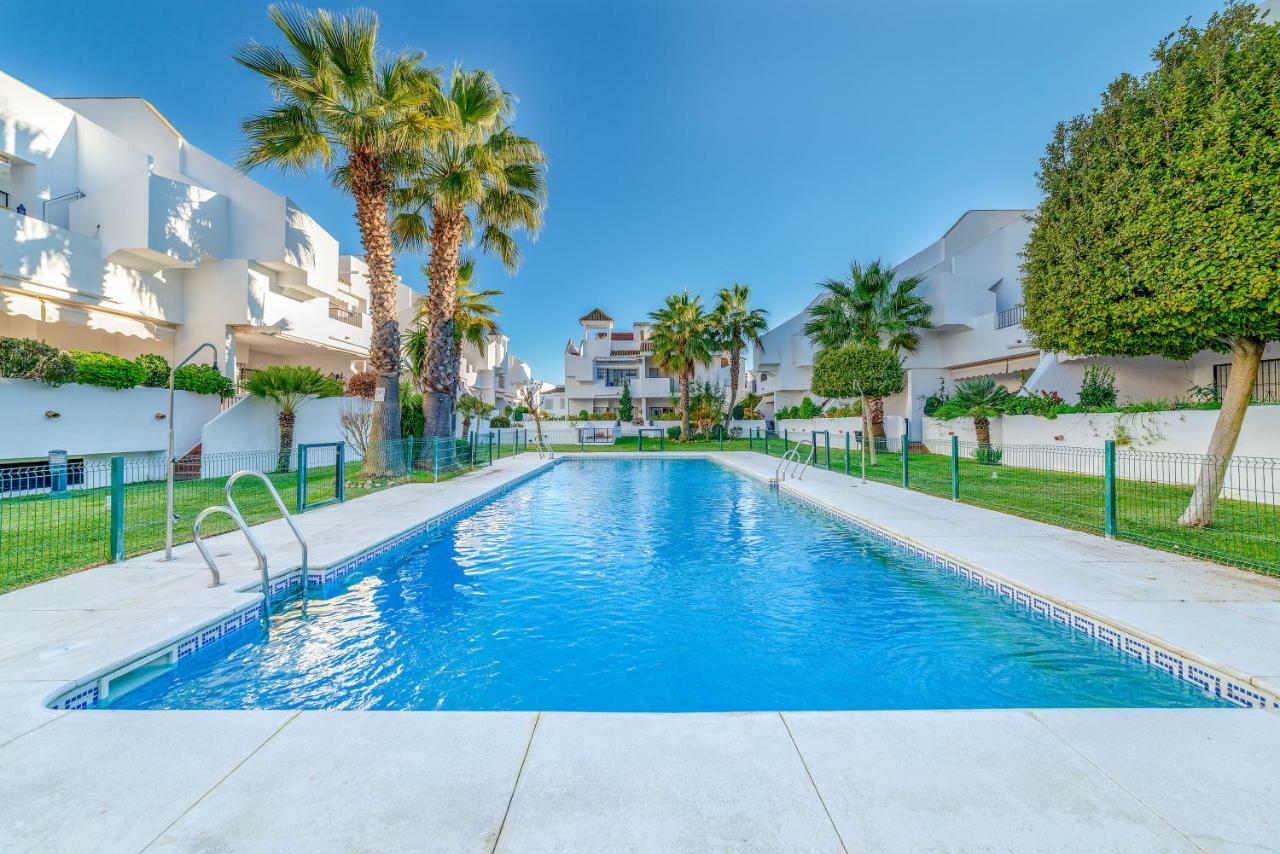 Apartamento En Urbanizacion Hacienda Golf Islantilla Isla Cristina Eksteriør billede